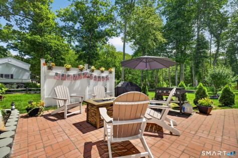 84 Plymouth Road Westbrook CT 06498