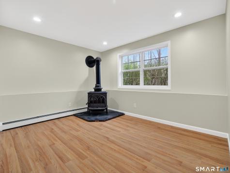 40 Carol Drive Montville CT 06382