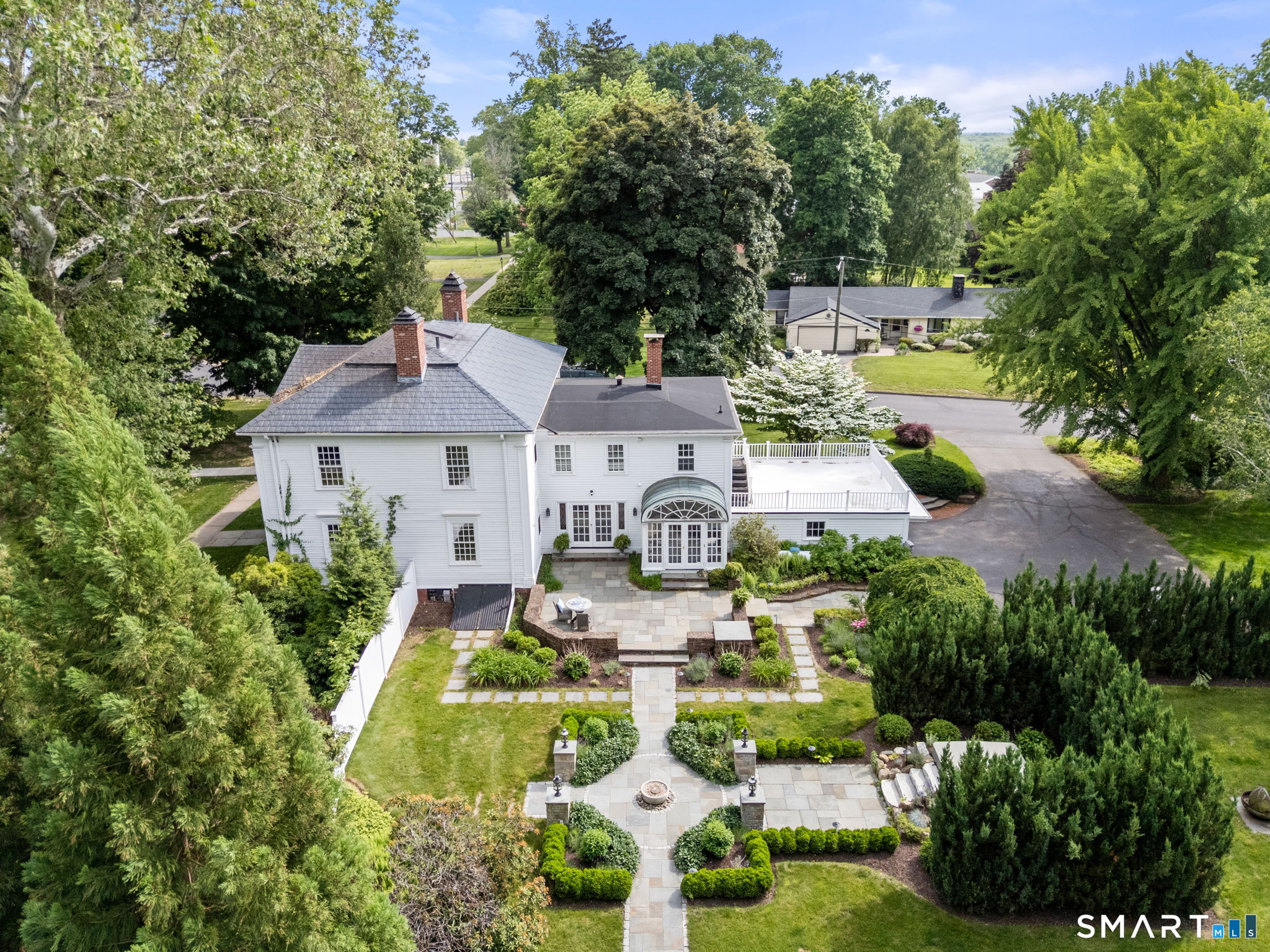 281 North Main Street Suffield CT 06078
