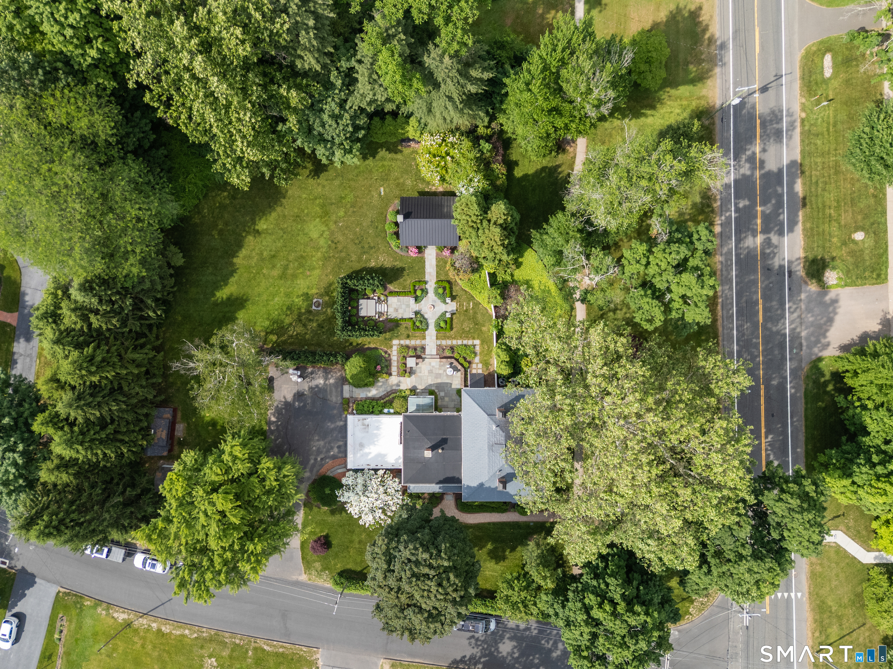 281 North Main Street Suffield CT 06078