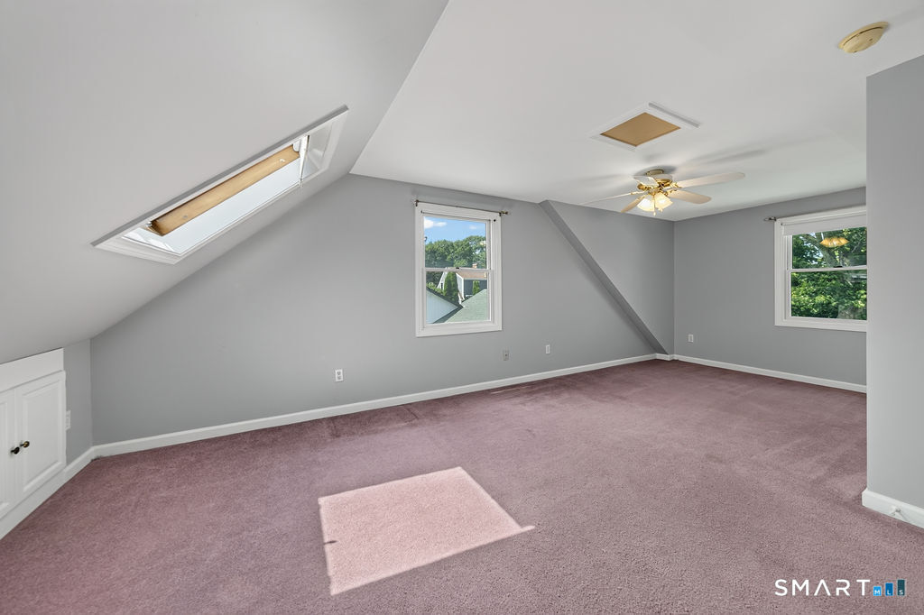 4 Mckinnel Court Branford CT 06405