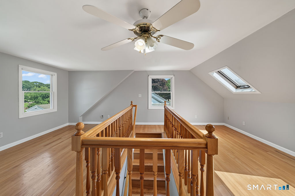 4 Mckinnel Court Branford CT 06405