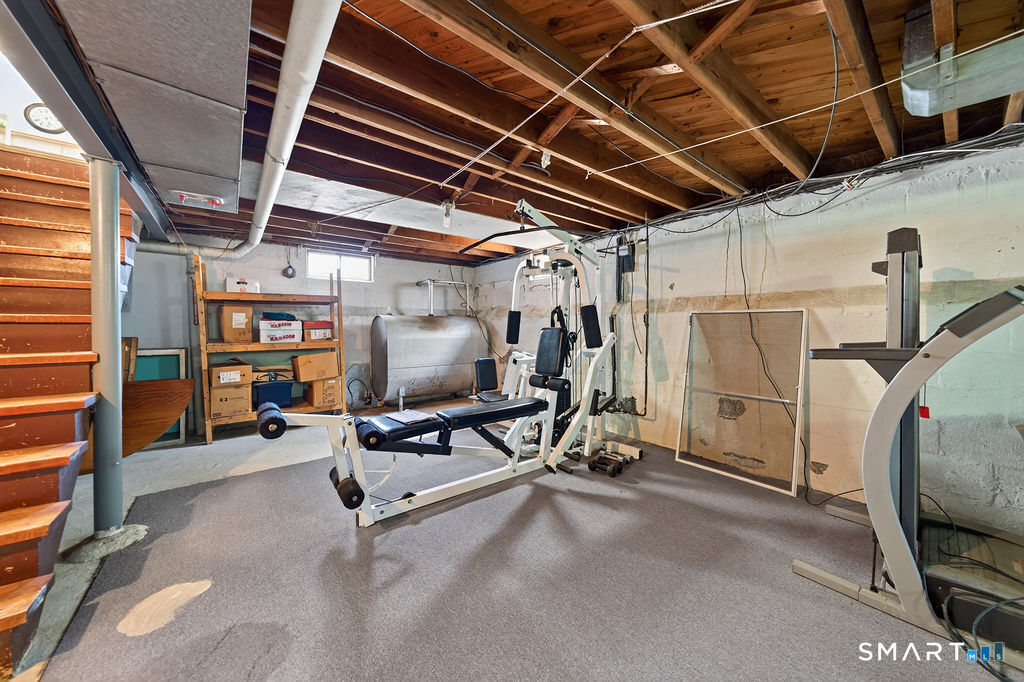 4 Mckinnel Court Branford CT 06405