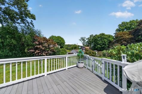4 Mckinnel Court Branford CT 06405