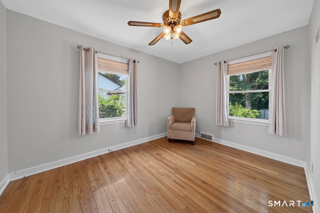 4 Mckinnel Court Branford CT 06405