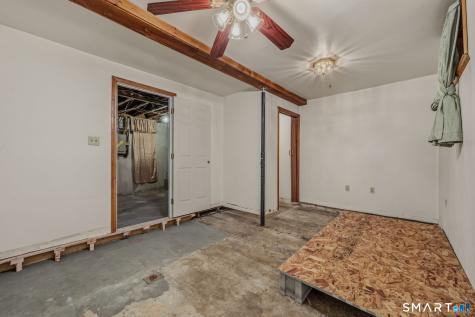 209 Midway Oval Groton CT 06340