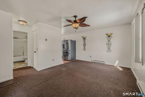 209 Midway Oval Groton CT 06340