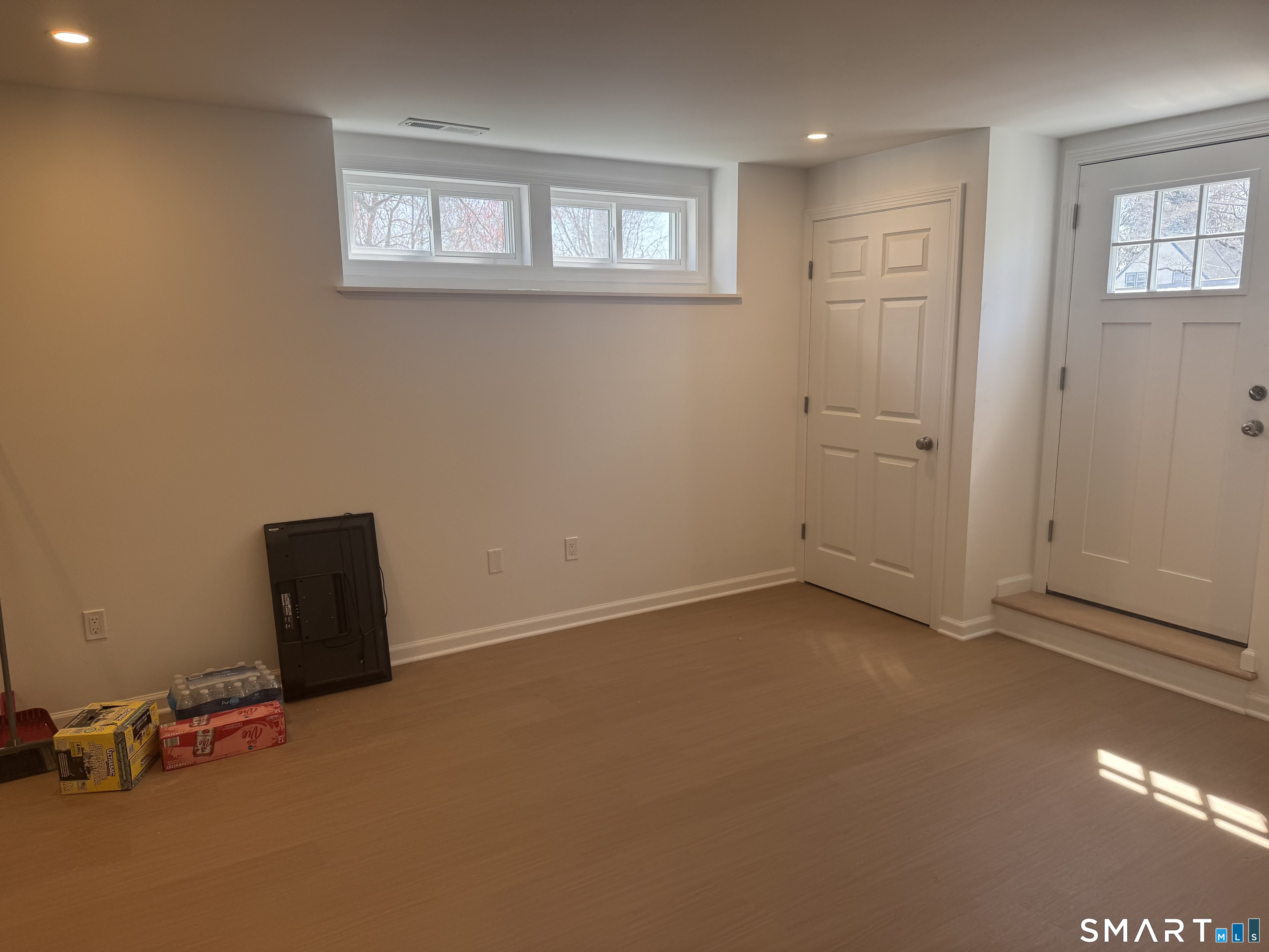 164 Coleman Street Bridgeport CT 06605