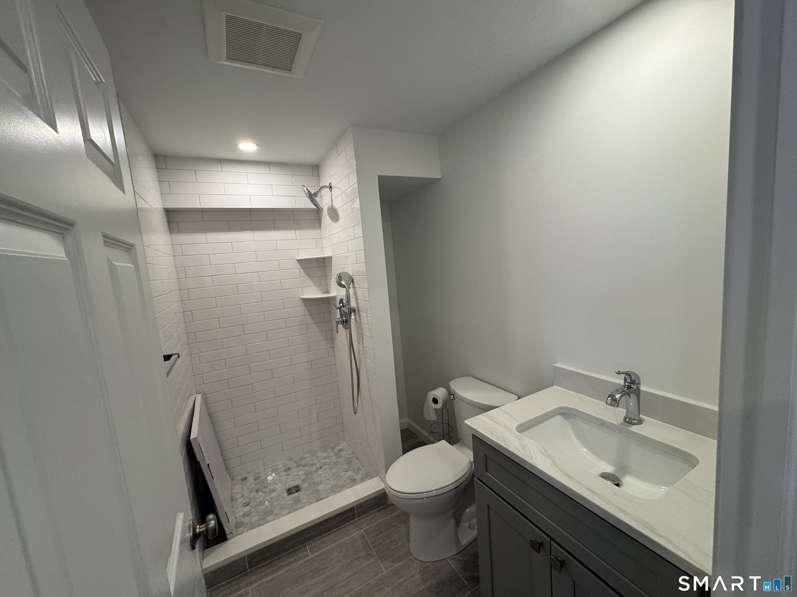 164 Coleman Street Bridgeport CT 06605