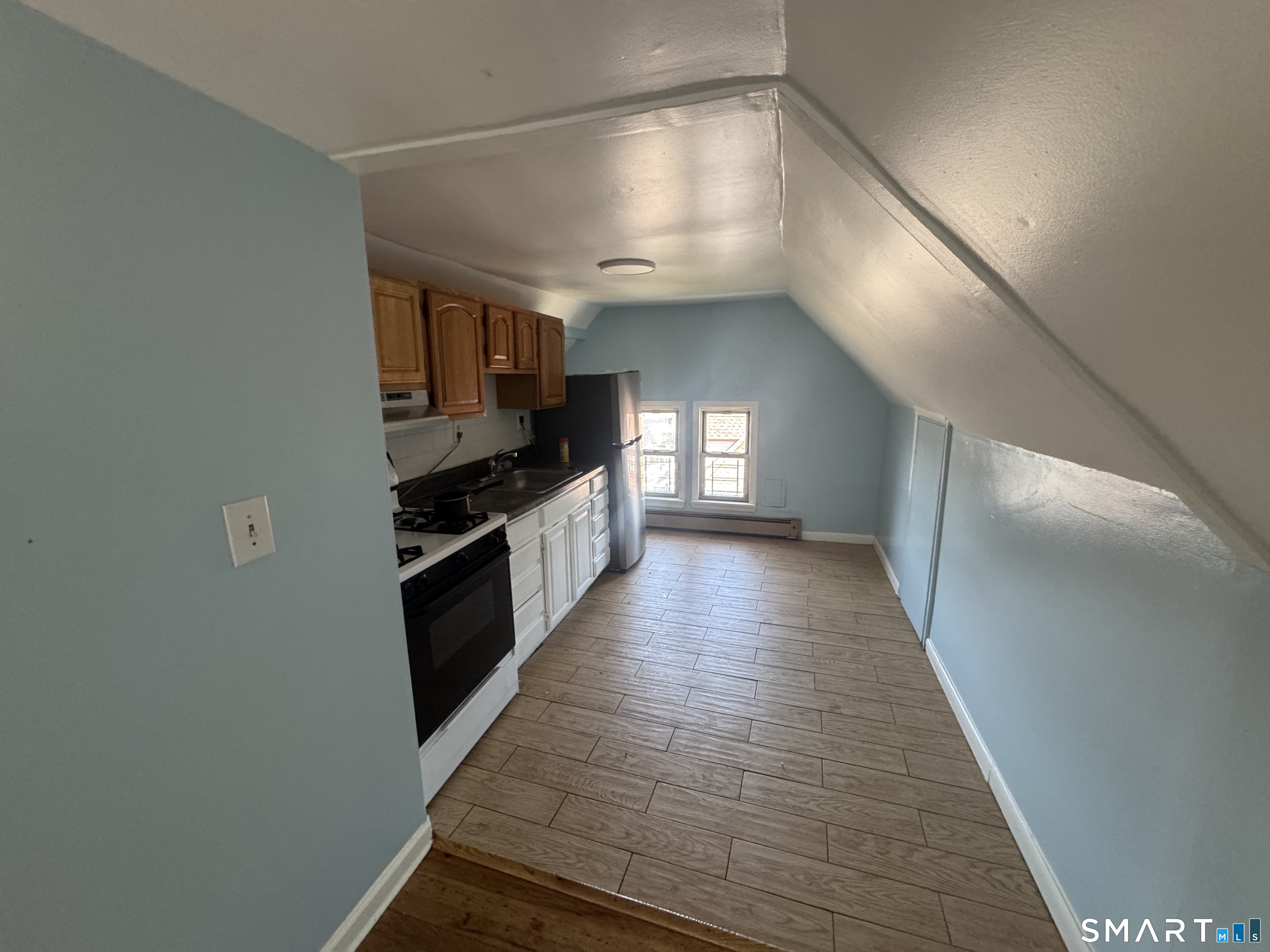 164 Coleman Street Bridgeport CT 06605