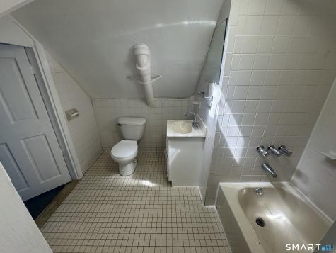 164 Coleman Street Bridgeport CT 06605