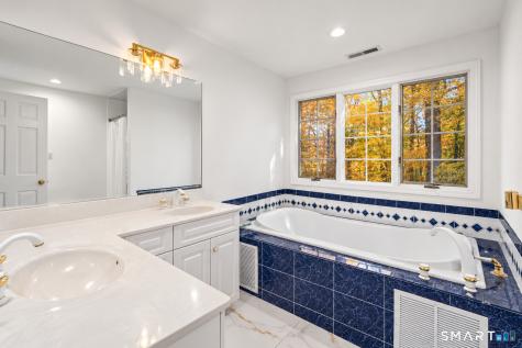 195 Wood House Road Fairfield CT 06824