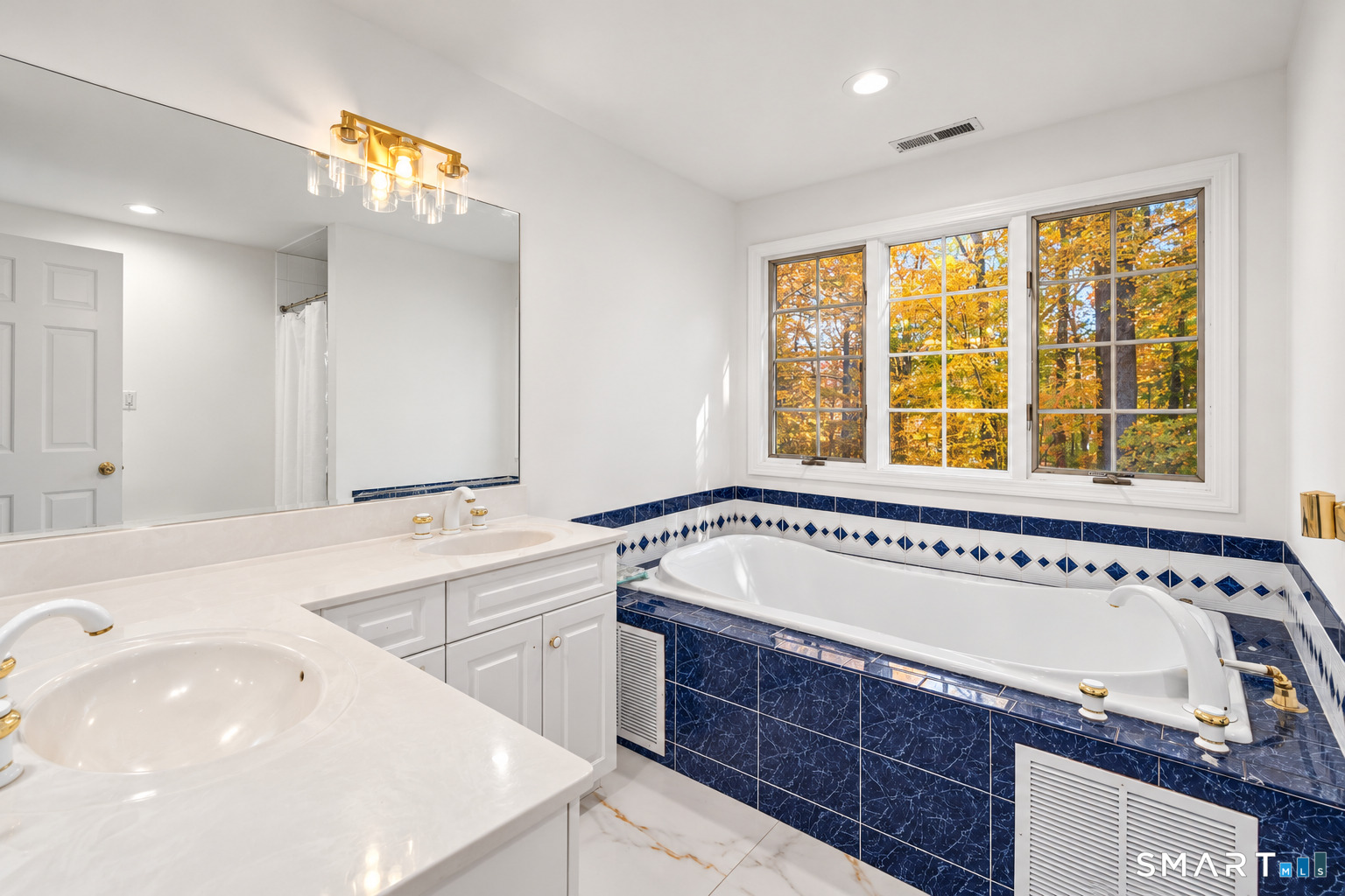 195 Wood House Road Fairfield CT 06824