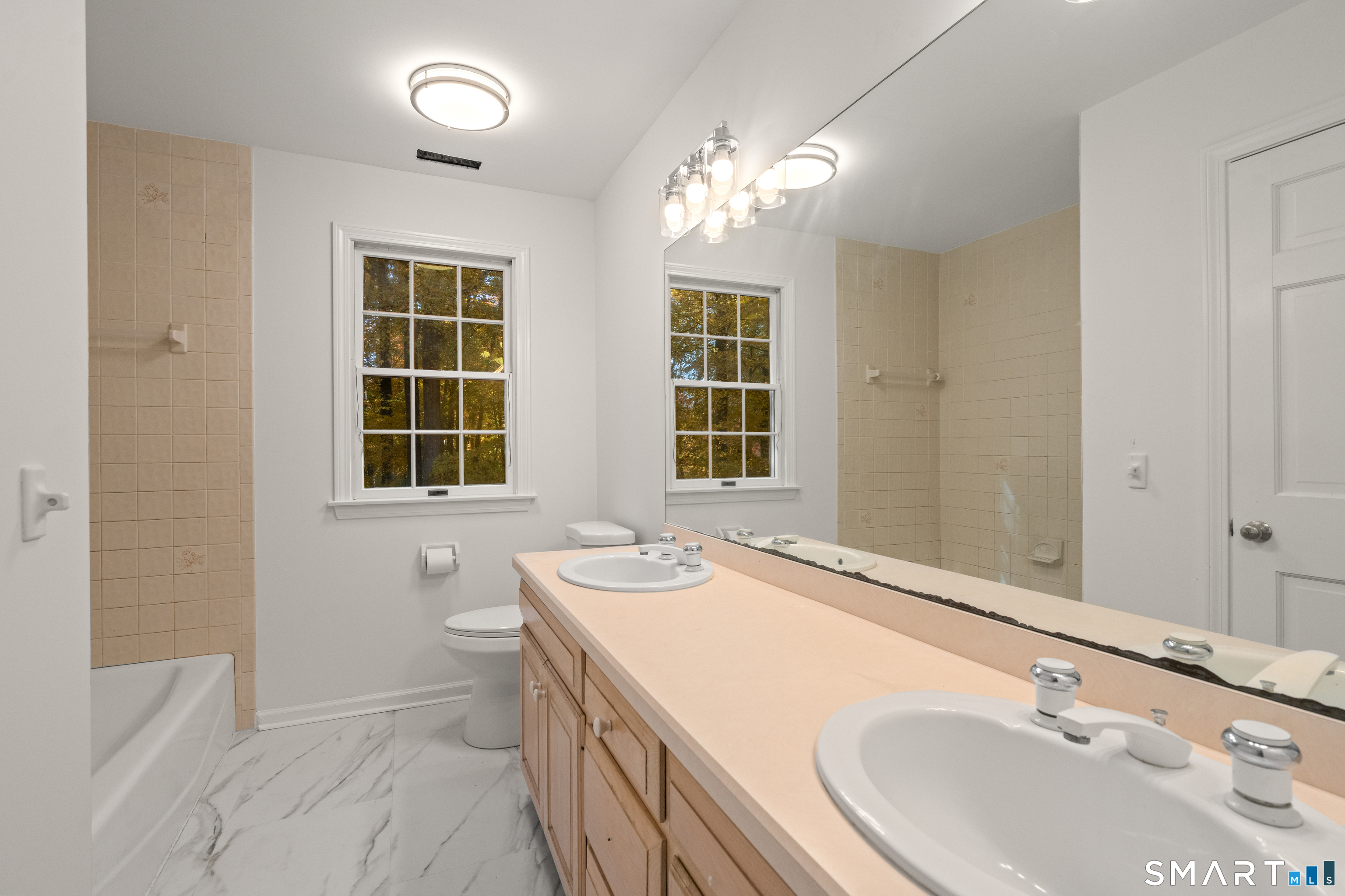 195 Wood House Road Fairfield CT 06824