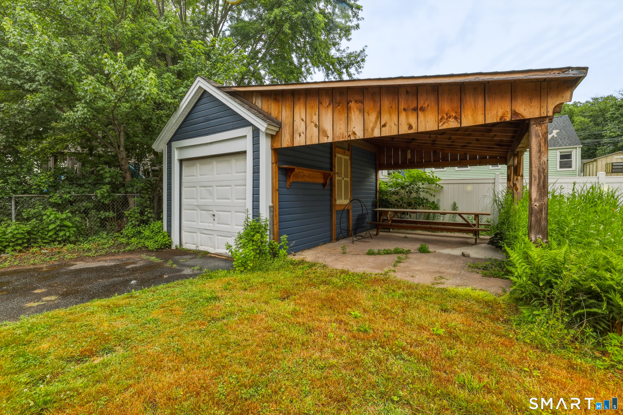 143 Benton Street Manchester CT 06040