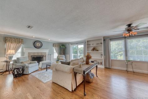49 Franklin Woods Drive Somers CT 06071
