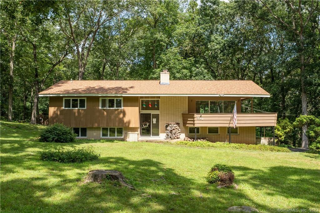 341 Moose Hill Road Guilford CT 06437