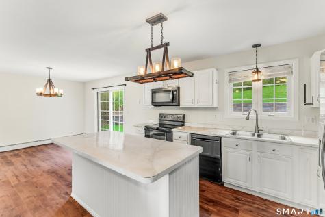 35 Lou Ann Terrace Meriden CT 06450