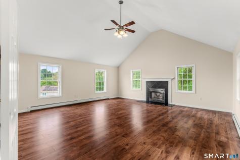 35 Lou Ann Terrace Meriden CT 06450
