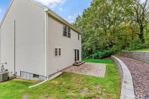 35 Lou Ann Terrace Meriden CT 06450