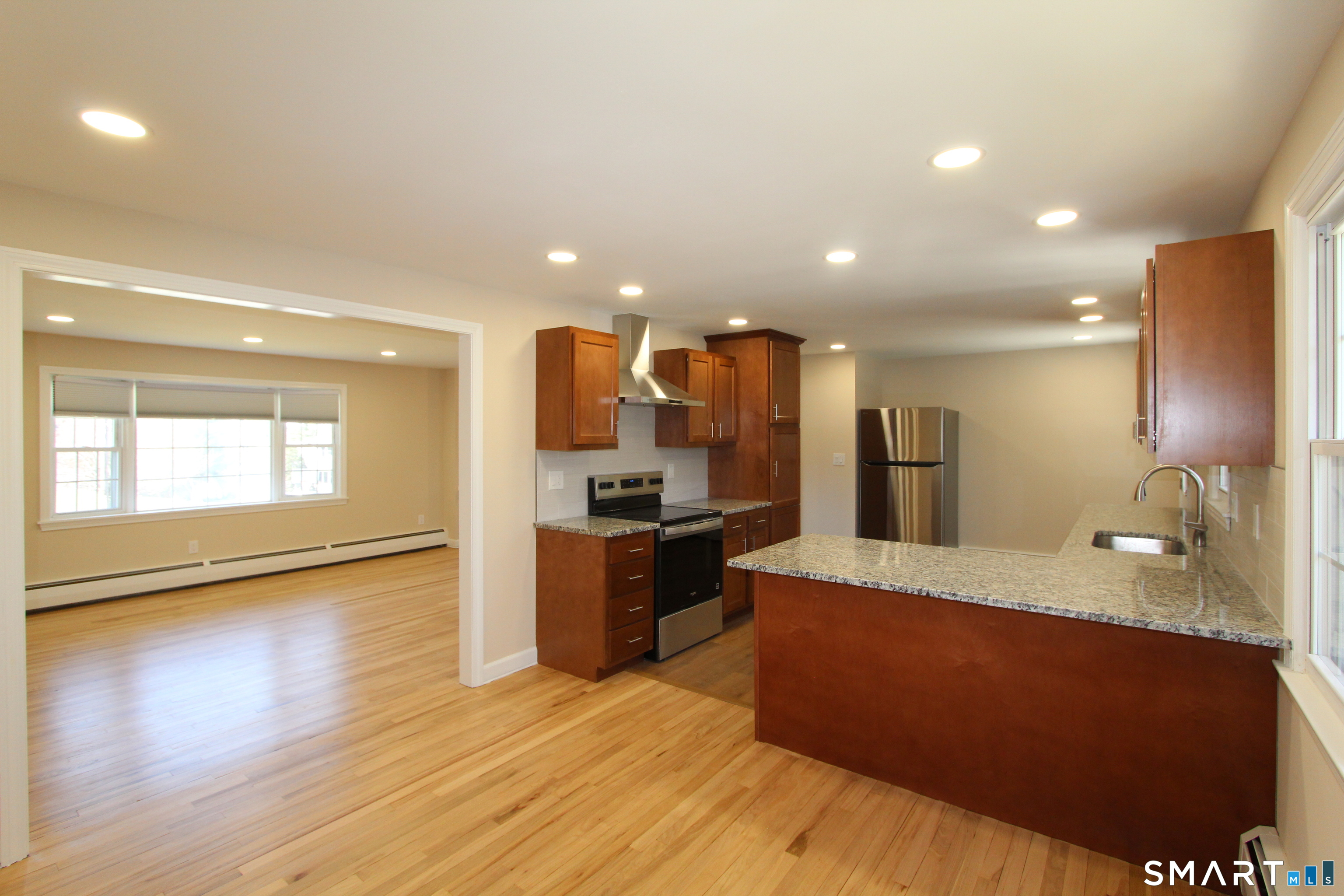 32 Lexington Circle Newington CT 06111