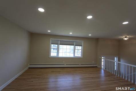 32 Lexington Circle Newington CT 06111