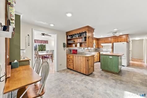 142 Gifford Lane Bozrah CT 06334