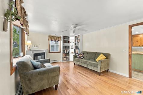142 Gifford Lane Bozrah CT 06334