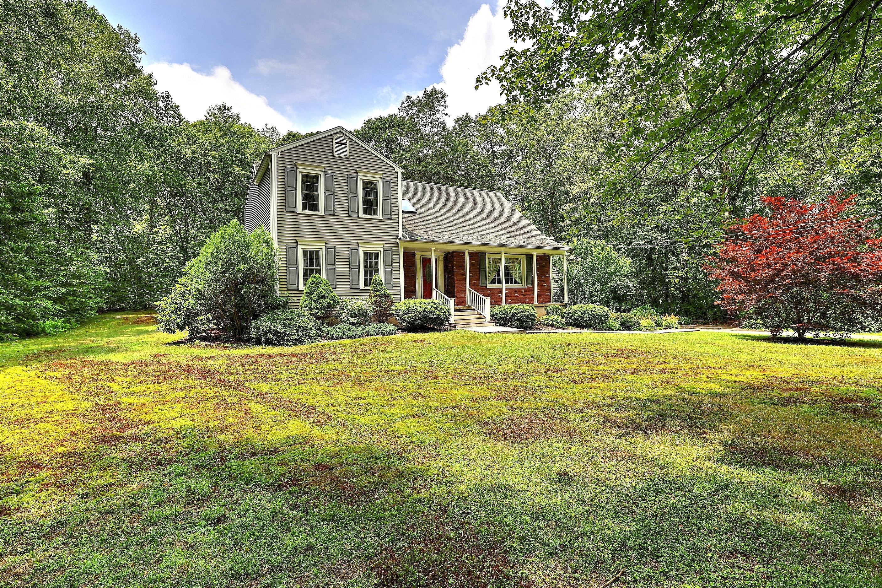 679 Litchfield Turnpike Bethany CT 06524