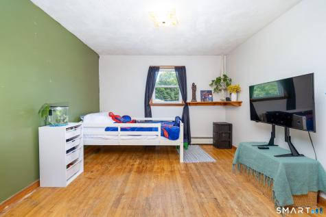 31 Ford Avenue Norwich CT 06360