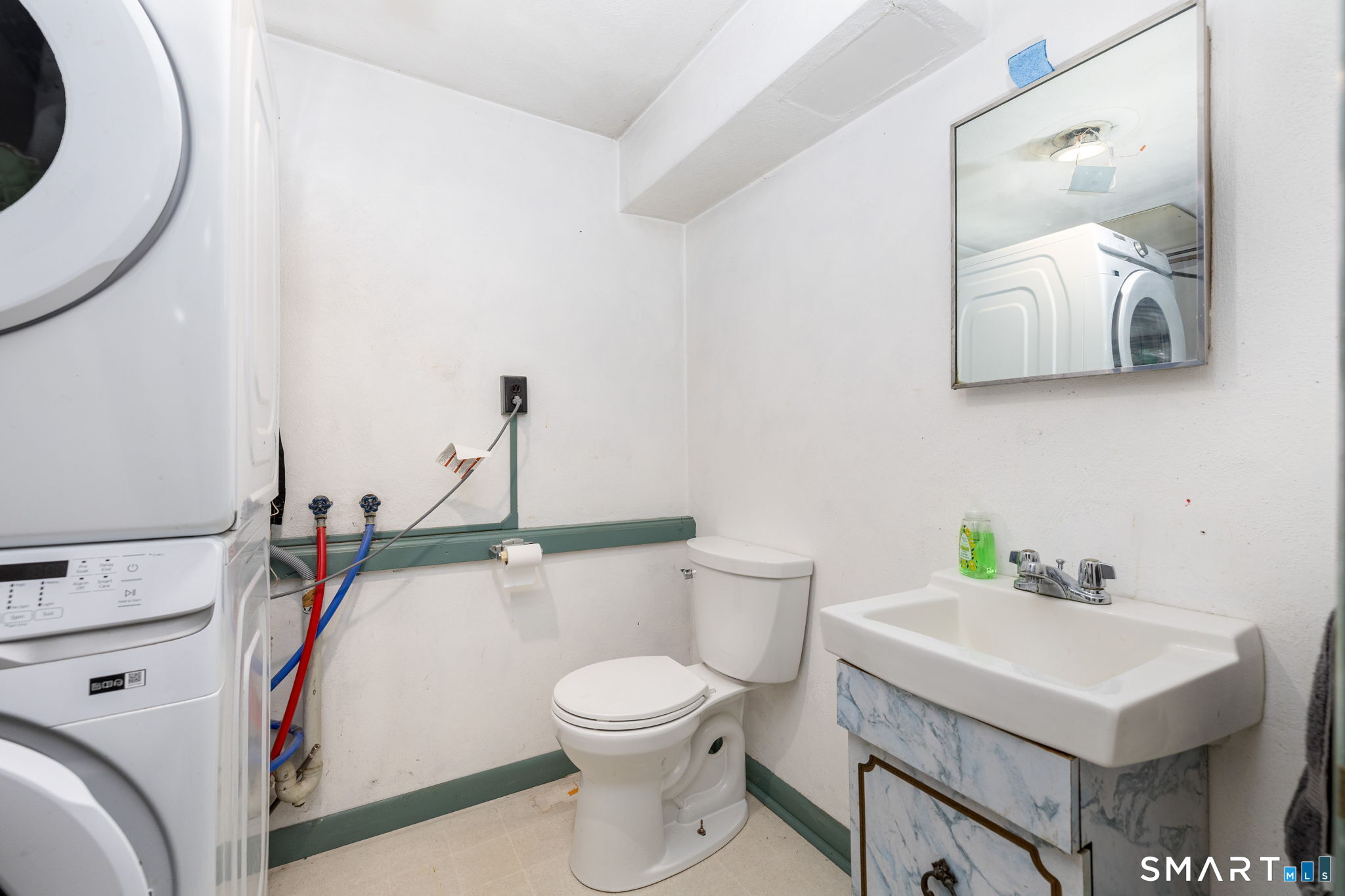 31 Ford Avenue Norwich CT 06360
