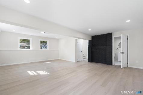 93 North Prospect St Extension Ansonia CT 06401
