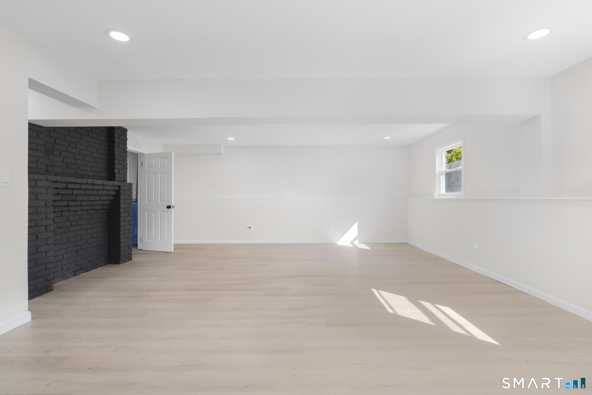 93 North Prospect St Extension Ansonia CT 06401