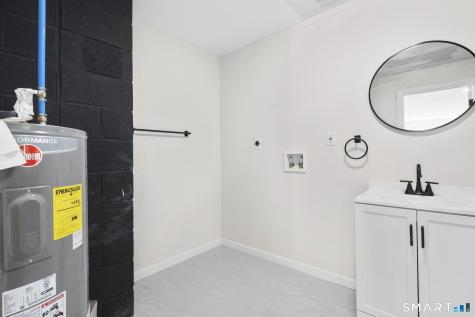 93 North Prospect St Extension Ansonia CT 06401