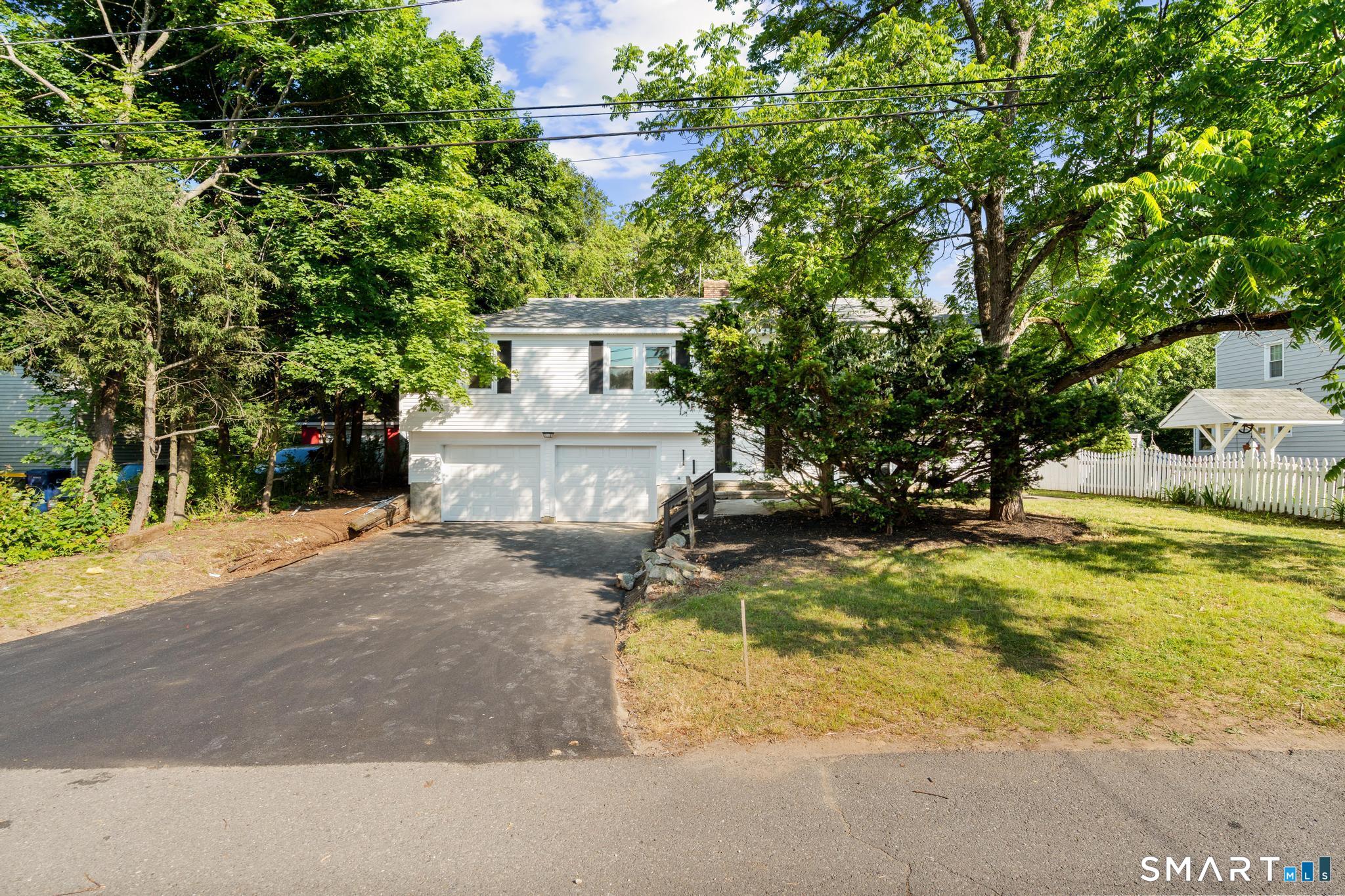 93 North Prospect St Extension Ansonia CT 06401