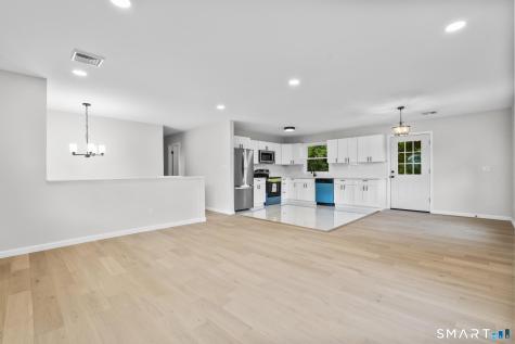 93 North Prospect St Extension Ansonia CT 06401