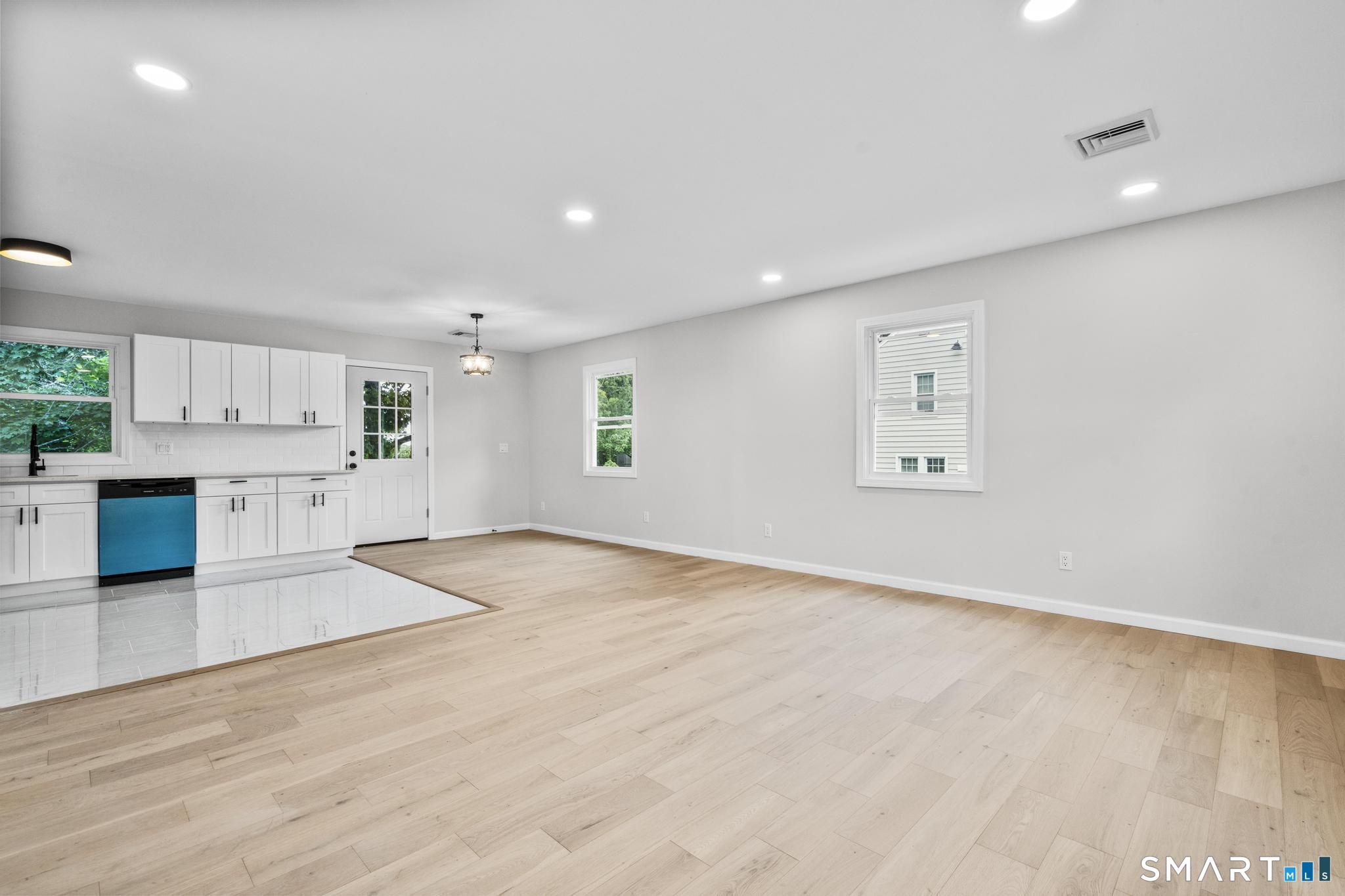 93 North Prospect St Extension Ansonia CT 06401