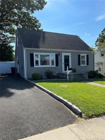 18 Southern Parkway Milford CT 06460