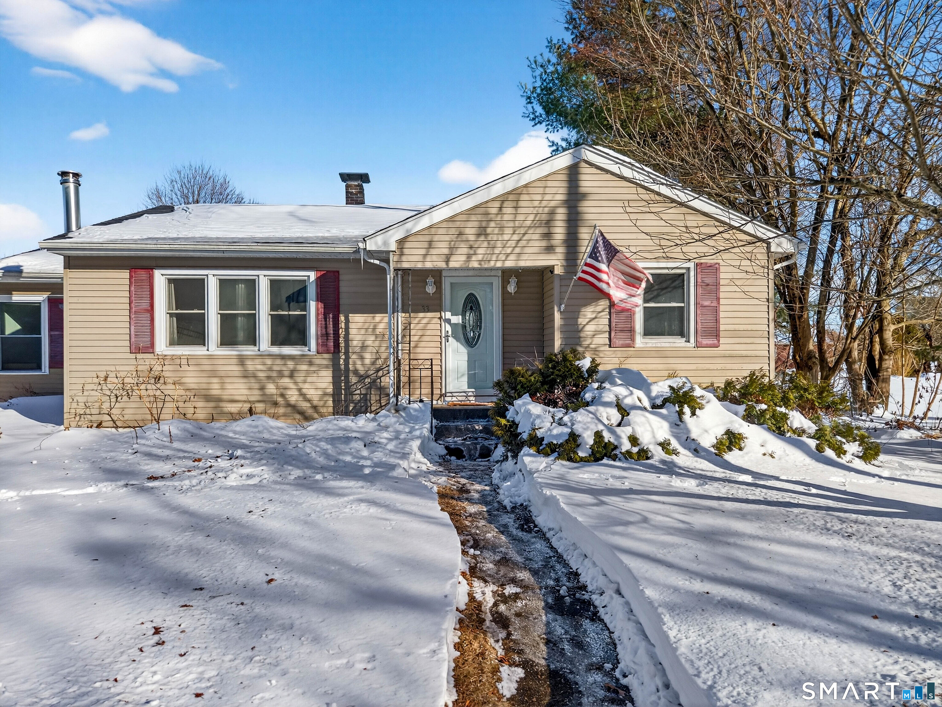 33 Parker Avenue Griswold CT 06351