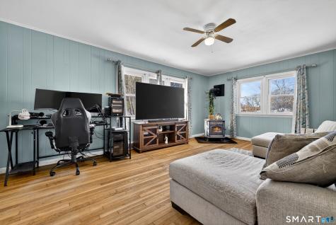 33 Parker Avenue Griswold CT 06351