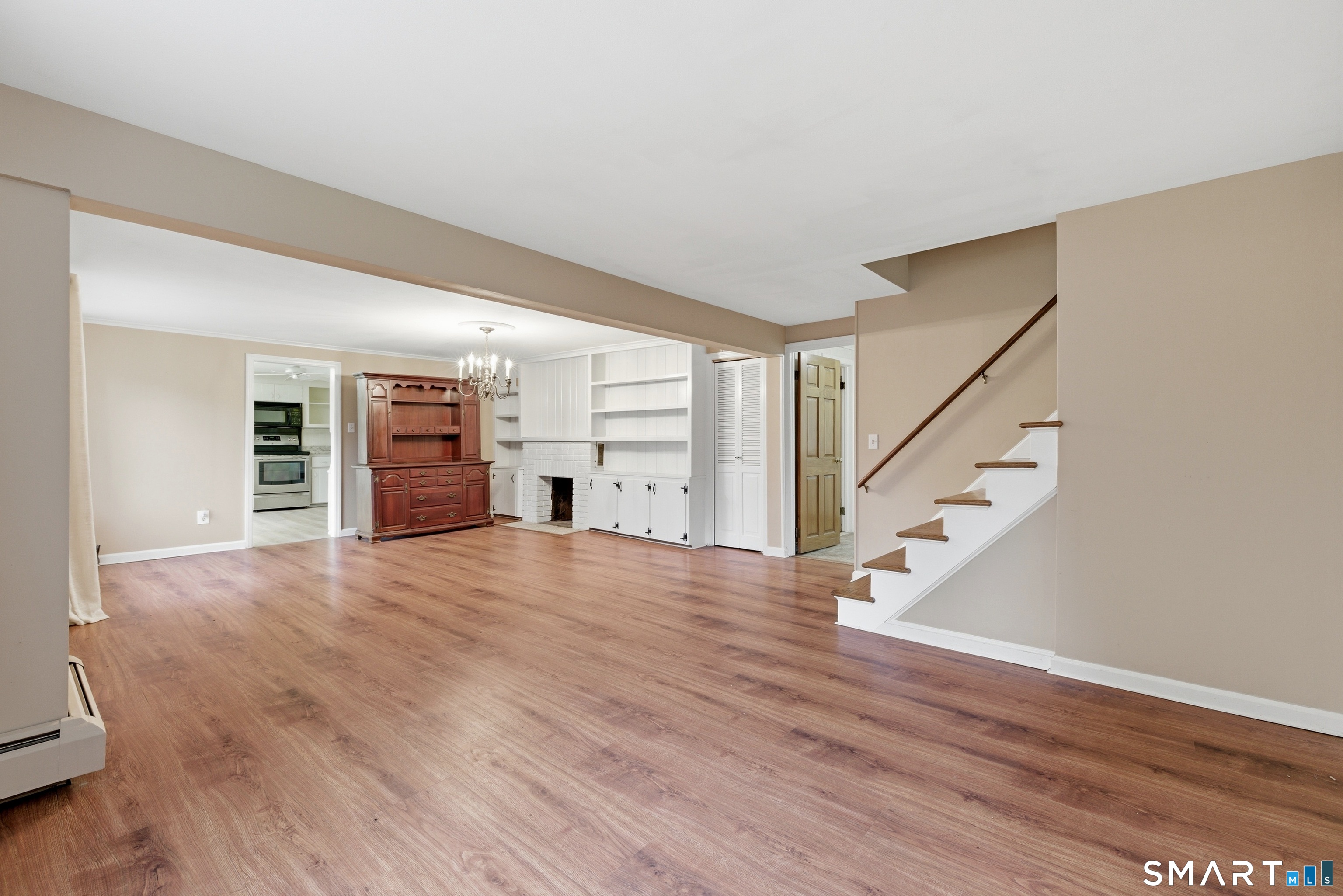 16 Hamilton Lane Watertown CT 06795