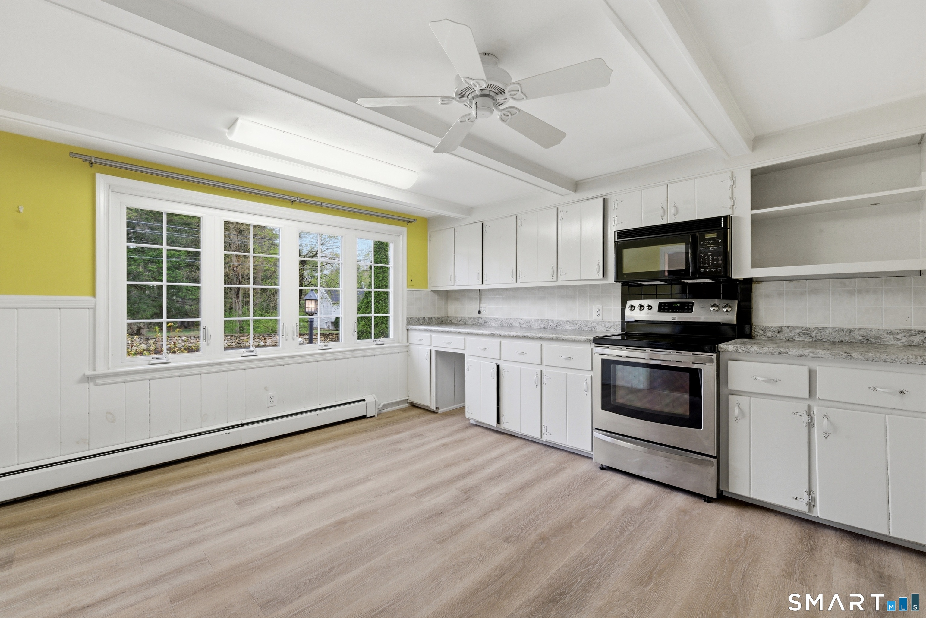 16 Hamilton Lane Watertown CT 06795