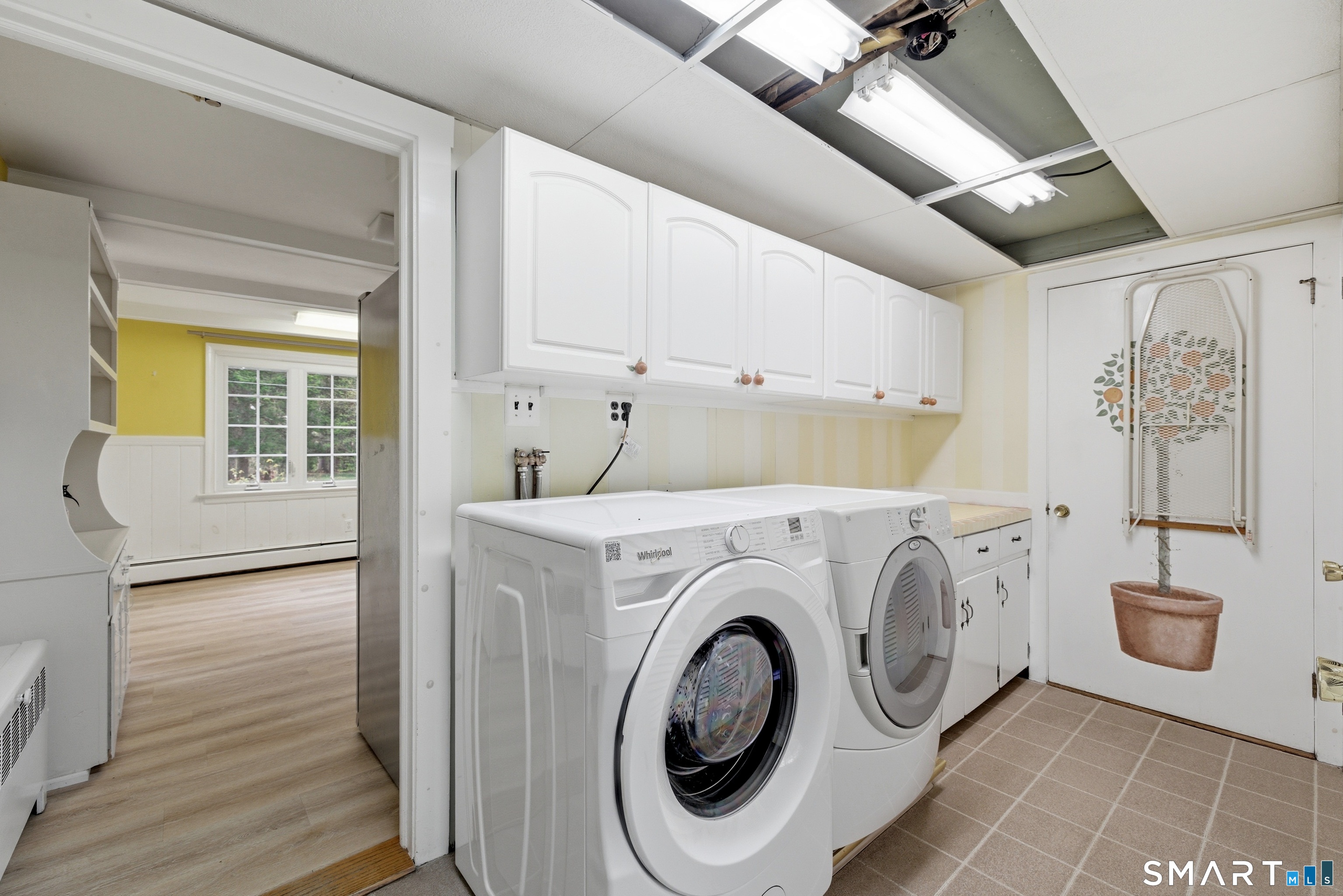 16 Hamilton Lane Watertown CT 06795