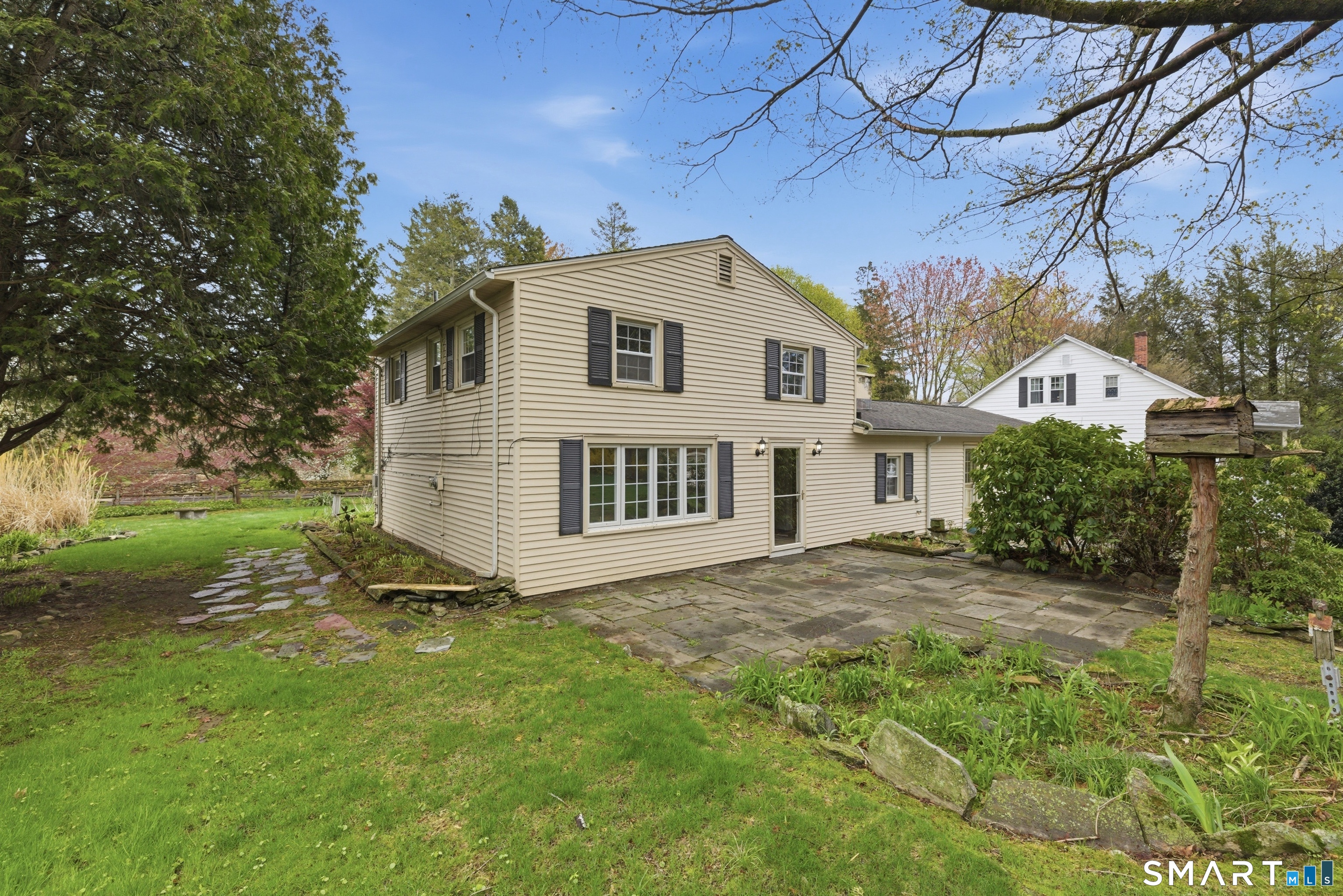 16 Hamilton Lane Watertown CT 06795