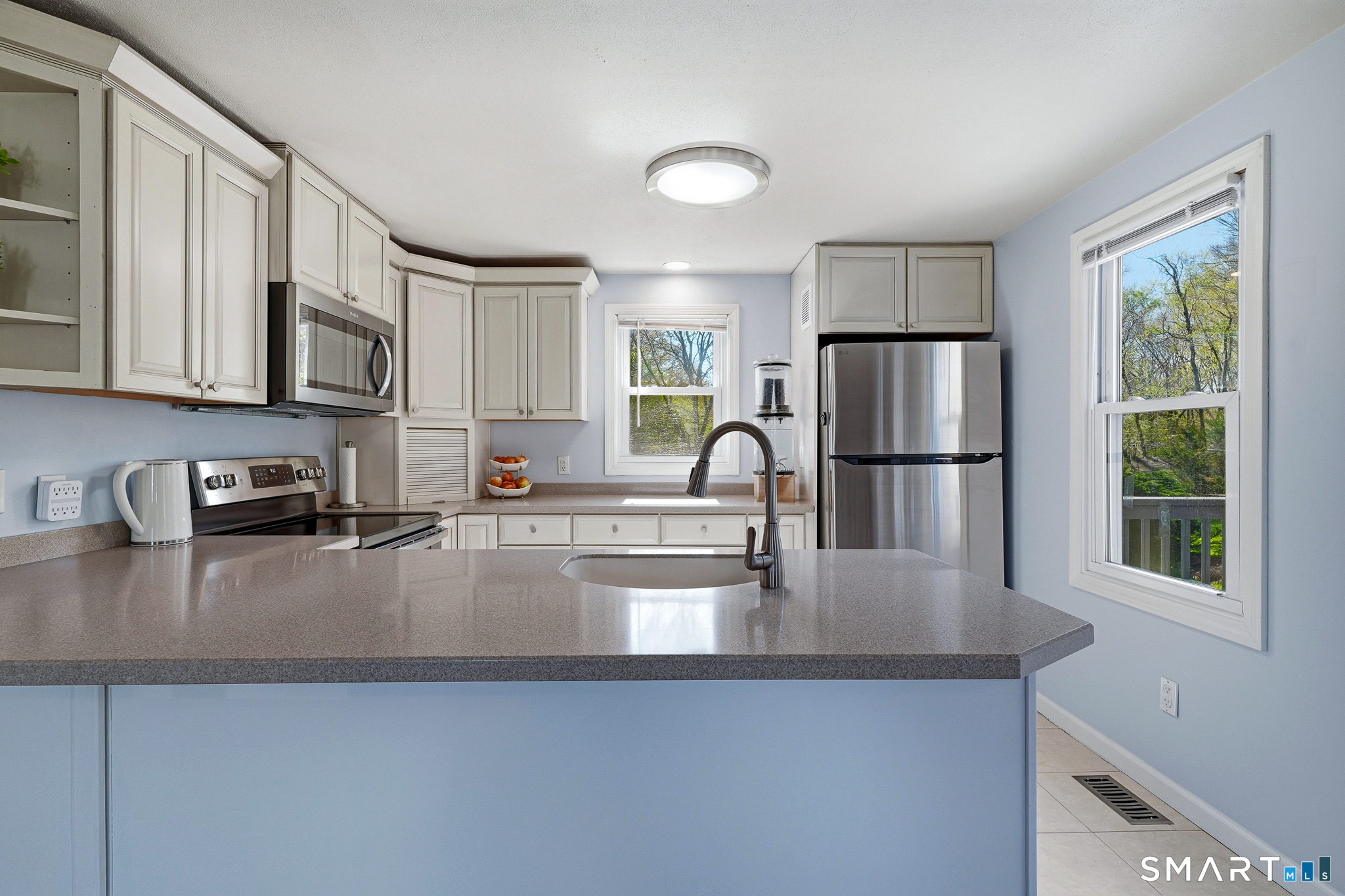 1 Highview Terrace Ledyard CT 06339