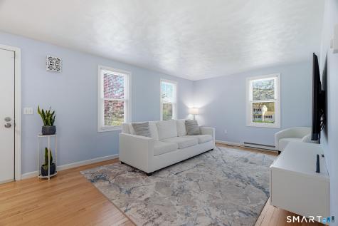 1 Highview Terrace Ledyard CT 06339