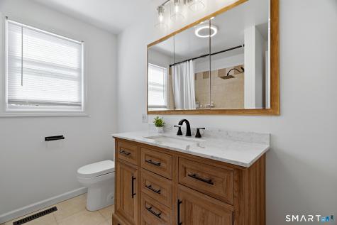 1 Highview Terrace Ledyard CT 06339
