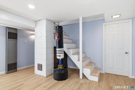 1 Highview Terrace Ledyard CT 06339