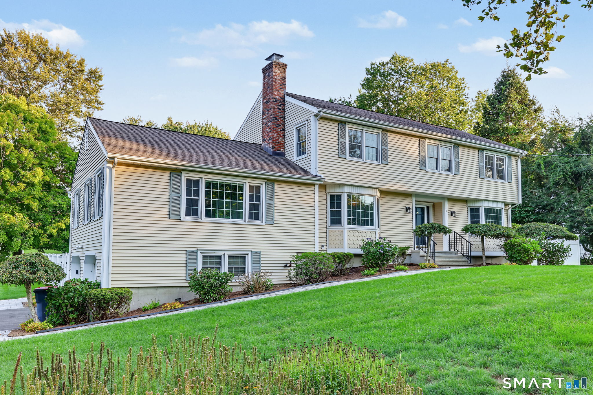 52 Mallett Drive Trumbull CT 06611