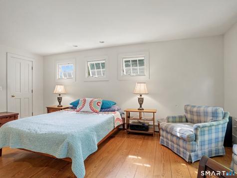 68 Old Stamford Road New Canaan CT 06840